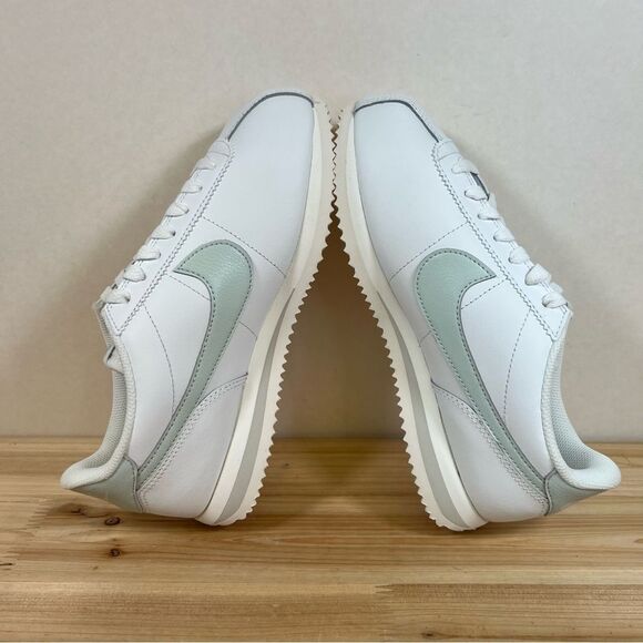 Nike Cortez leather sneakers Womens 7 Summit White Light Silver - Picture 5 of 8